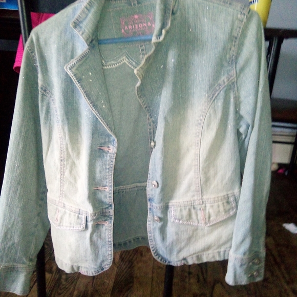 Jean jacket - Picture 2 of 2